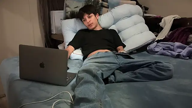 Mardelrey online show from March 4, 1:52 pm