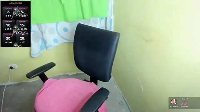 LuciaMiilf online show from March 12, 4:55 pm