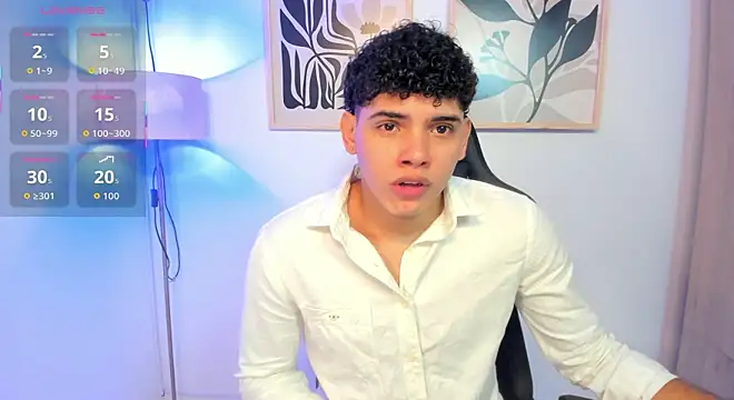 justin payn14 online show from June 19, 12:33 pm