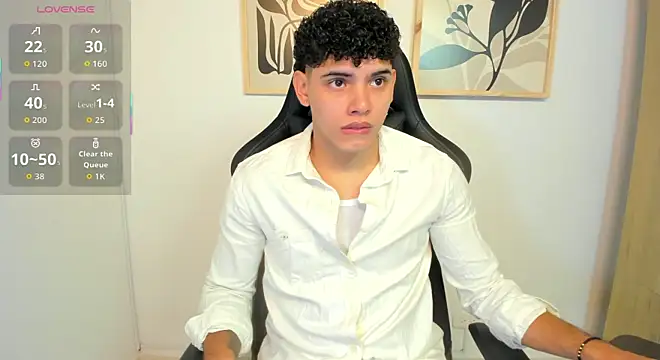 justin payn14 online show from June 16, 12:27 pm
