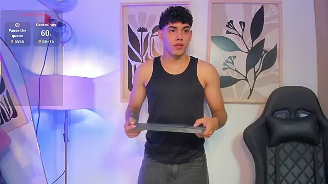 justin payn14 online show from May 12, 12:22 pm