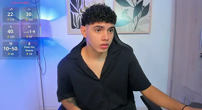 justin payn14 online show from June 24, 2:26 pm