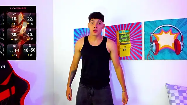 Snapshot of justin_payn14 chatting on February 21, 7:38 pm justin payn14 online show from February 21, 7:38 pm