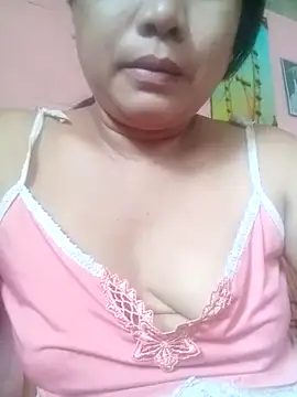 Snapshot of hot_pilipina25xxx chatting on June 17, 1:16 am hot pilipina25xxx online show from June 17, 1:16 am