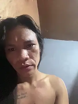 Snapshot of 8inches_tammy chatting on February 19, 11:34 pm 8inches tammy online show from February 19, 11:34 pm