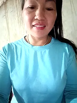 Snapshot of baby_112233 chatting on February 27, 2:23 am baby 112233 online show from February 27, 2:23 am