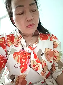 Snapshot of baby_112233 chatting on February 7, 3:47 am baby 112233 online show from February 7, 3:47 am