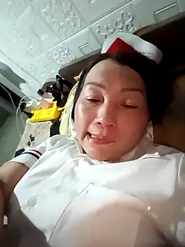 baby 112233 online show from April 4, 2:12 pm