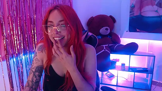 mere in redd online show from April 15, 2:54 pm