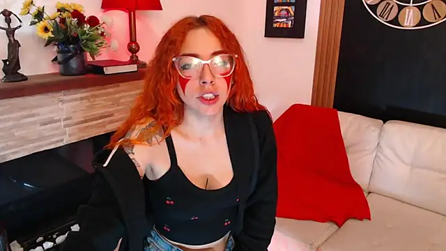 Snapshot of mere_in_redd chatting on February 20, 12:07 pm mere in redd online show from February 20, 12:07 pm