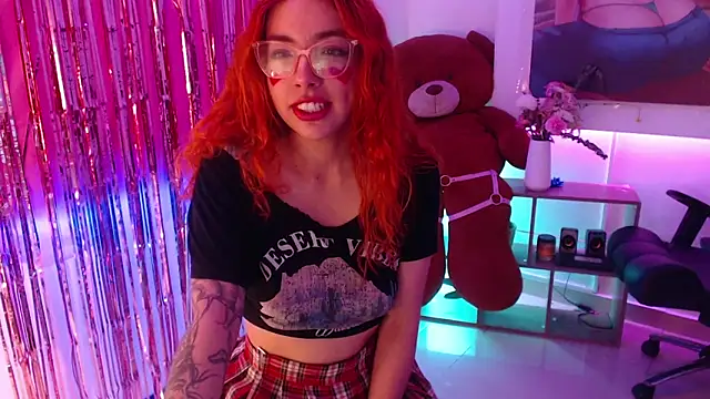 mere in redd online show from May 11, 11:44 am