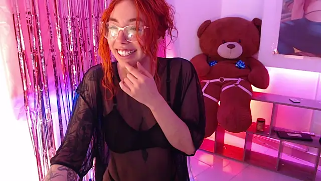 mere in redd online show from April 22, 11:39 am