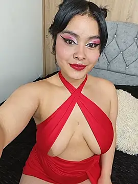 Snapshot of zoe_love18 chatting on July 13, 1:27 am zoe love18 online show from July 13, 1:27 am