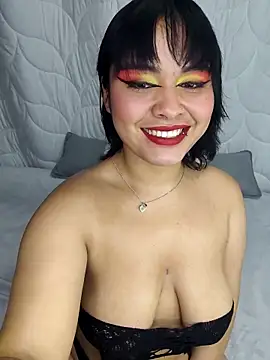 zoe love18 online show from April 13, 4:27 am
