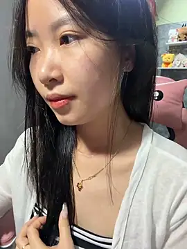 Linne6789 online show from May 16, 3:44 pm
