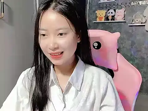 Linne6789 online show from April 3, 2:29 am