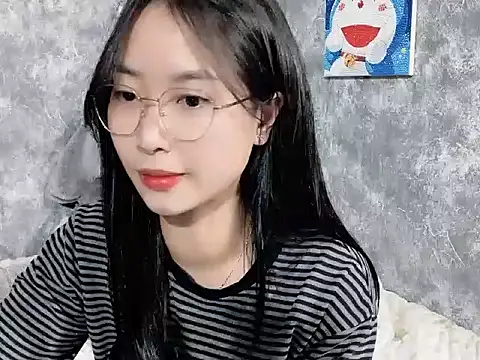 Linne6789 online show from February 4, 3:40 pm