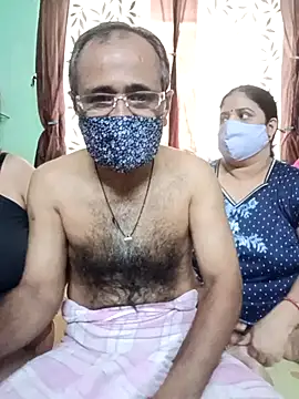 HoneyHush online show from March 14, 10:54 am