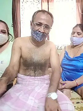 HoneyHush online show from March 13, 9:14 am