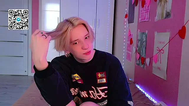 Ron Vilss online show from April 14, 5:01 am