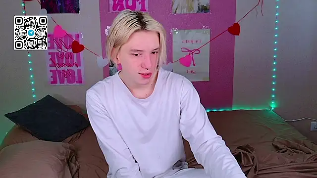 Ron Vilss online show from March 31, 5:53 am