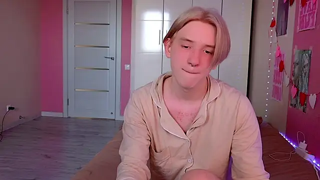 Ron Vilss online show from April 9, 4:58 am