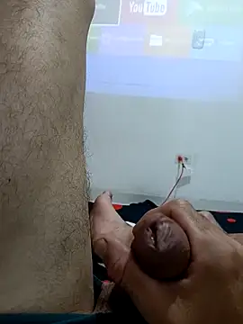 elvergon8721 online show from April 3, 5:03 am