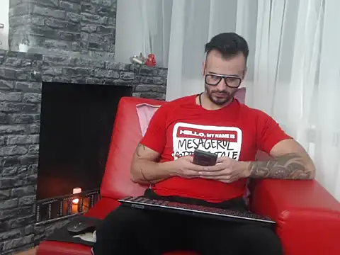 RyanxCole online show from March 4, 9:50 am