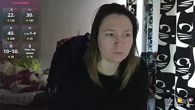 Snapshot of Ozalin_ chatting on February 6, 12:45 pm Ozalin online show from February 6, 12:45 pm