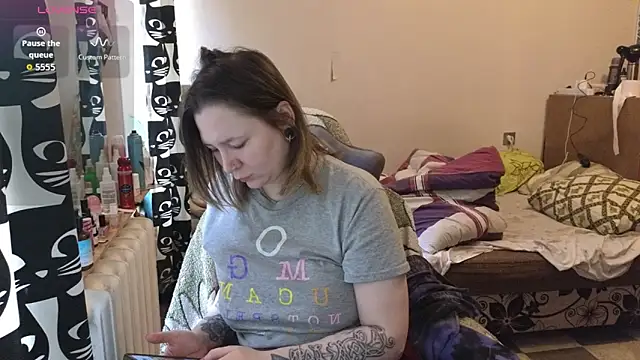 Snapshot of Ozalin_ chatting on March 3, 9:16 am Ozalin online show from March 3, 9:16 am