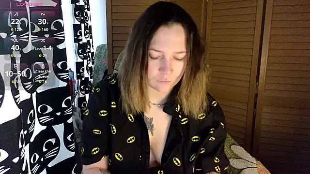 Ozalin  online show from May 29, 11:49 am