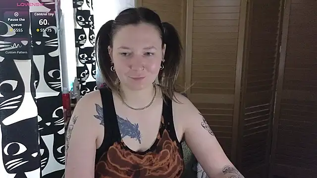 Snapshot of Ozalin_ chatting on July 15, 11:17 am Ozalin online show from July 15, 11:17 am