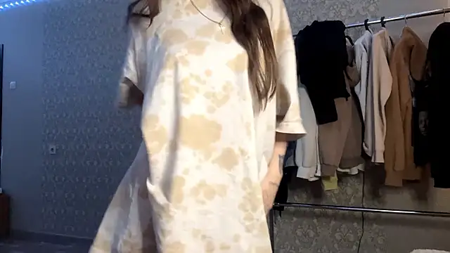 LumPetal online show from February 17, 4:54 am