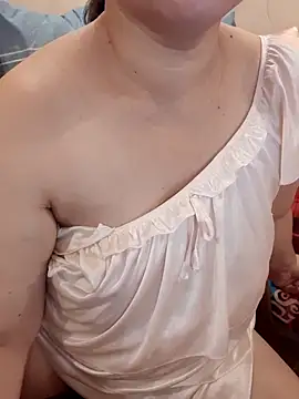 Yummyamasha online show from July 3, 3:29 pm