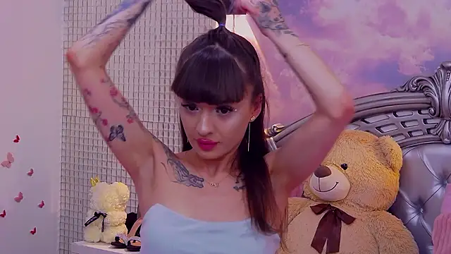 Snapshot of KayaRosse chatting on February 21, 6:26 am KayaRosse online show from February 21, 6:26 am