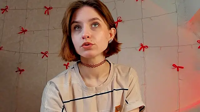 VelvetCaress online show from February 22, 9:44 am