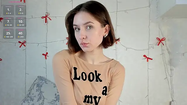 VelvetCaress online show from March 31, 8:16 am