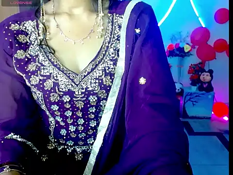 ELIZA 01 online show from June 4, 6:18 am