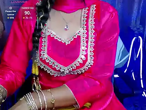 ELIZA 01 online show from April 3, 4:52 am