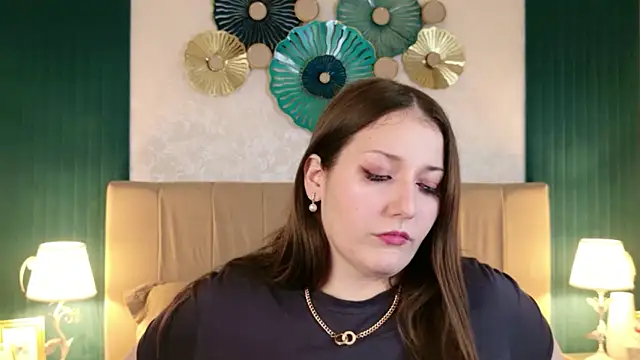 Anora Mills online show from March 27, 5:49 am