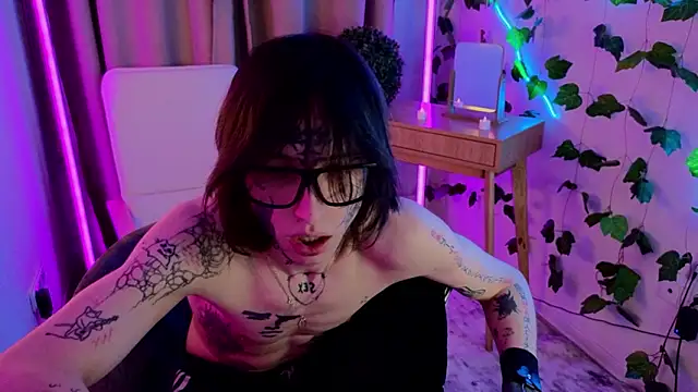 swagamee online show from February 18, 9:00 pm