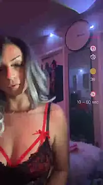 Alicethickpeach online show from March 31, 4:47 am