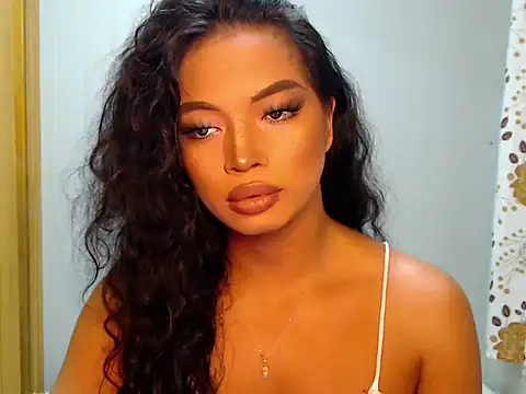 Snapshot of girlyteengrl chatting on February 24, 11:11 am girlyteengrl online show from February 24, 11:11 am