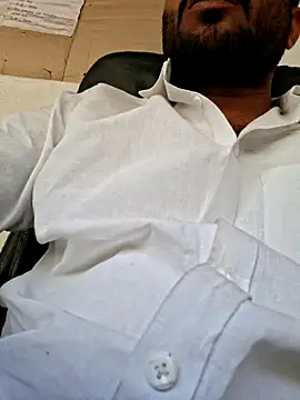 Snapshot of hot---boy1 chatting on February 16, 5:06 am hot---boy1 online show from February 16, 5:06 am