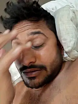 Snapshot of hot---boy1 chatting on February 3, 12:32 am hot---boy1 online show from February 3, 12:32 am