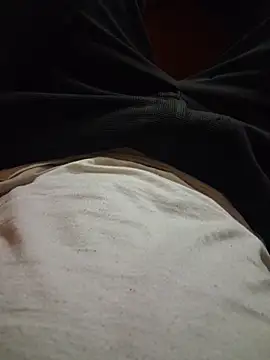 Snapshot of hot---boy1 chatting on March 2, 1:28 am hot---boy1 online show from March 2, 1:28 am