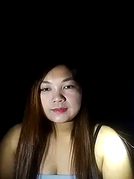 cute-hiphop online show from March 18, 3:46 pm