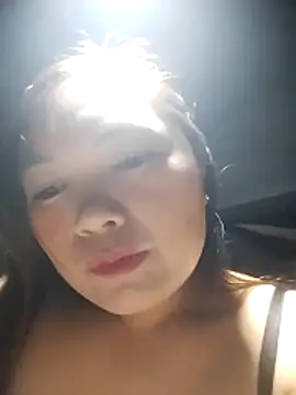 cute-hiphop online show from March 23, 5:24 pm