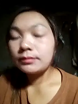 cute-hiphop online show from April 7, 2:24 am