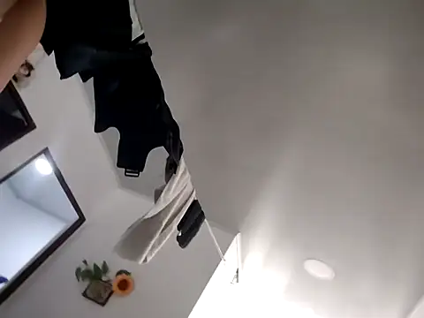 Snapshot of momsammy chatting on February 4, 8:04 pm momsammy online show from February 4, 8:04 pm